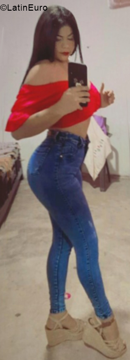 Date this passionate Colombia girl Rosa from Medellin CO31451