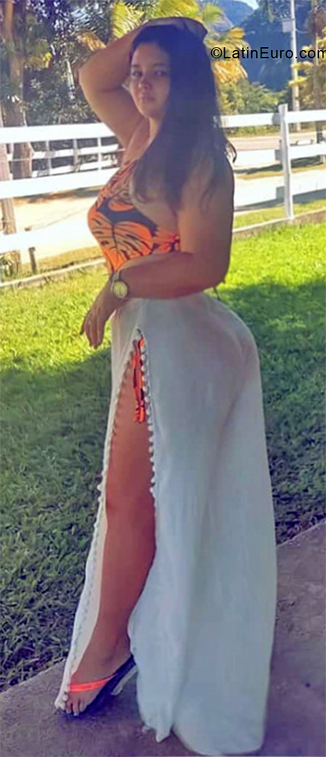 Date this tall Brazil girl CAMILA from Rio de janeiro BR11724