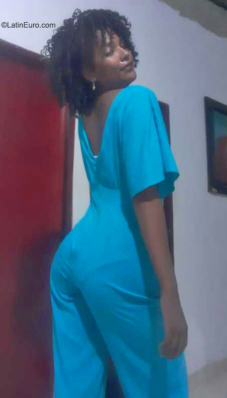 Date this hot Colombia girl Leed from Barranquilla CO31580