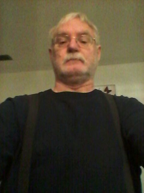 Date this beautiful Canada man Michael from Vancouver CA872