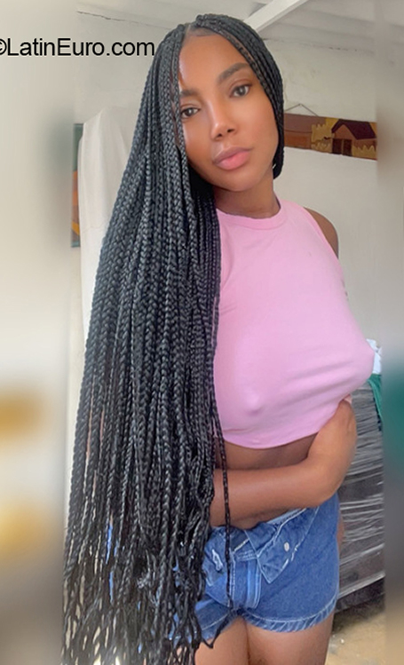 Date this charming Colombia girl Biviiiiana from Medellin CO31985