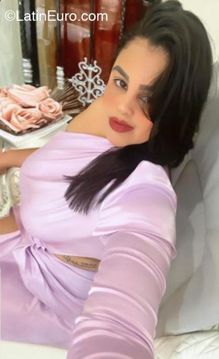 Date this sensual Dominican Republic girl Nery from La Vega DO42926