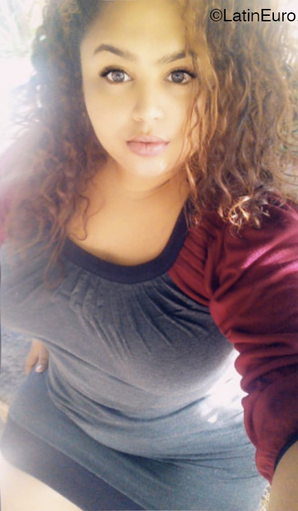 Date this georgeous Dominican Republic girl Ana from Santiago DO43197