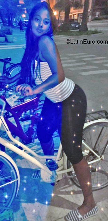 Date this lovely Dominican Republic girl ANA from Boca Chica DO47739