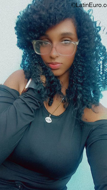 Date this hot Dominican Republic girl YISSEL LEBRON from Santo Domingo Este DO51125