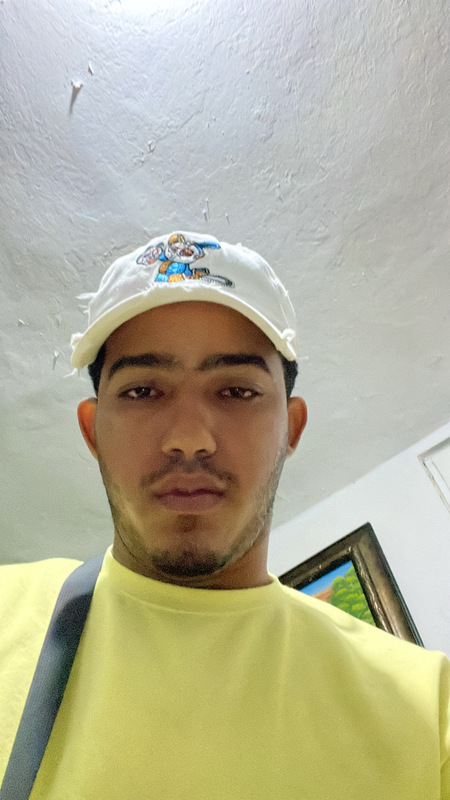 Date this athletic Dominican Republic man Diego from Santo Domingo DO53182