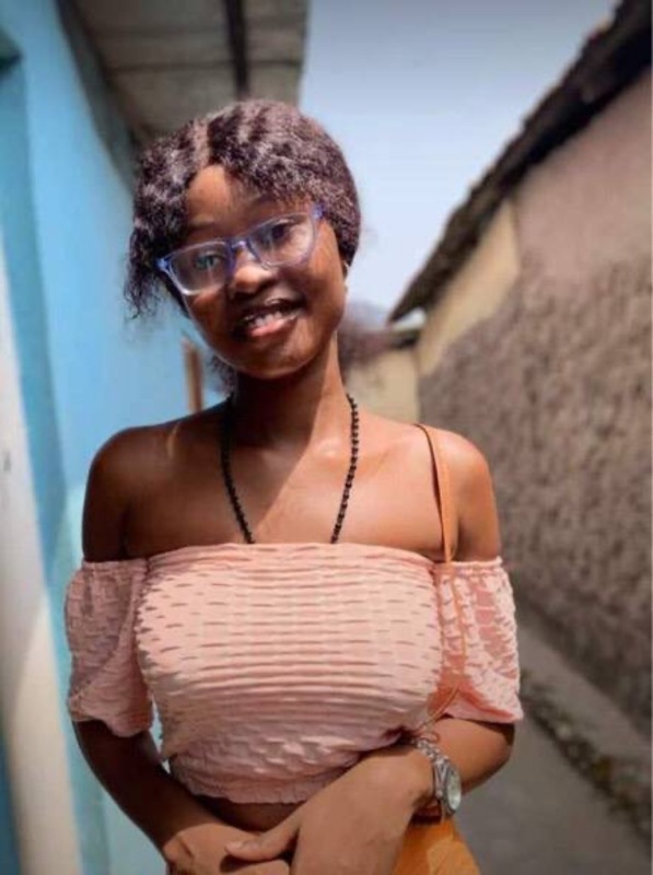 Date this sultry Ghana girl Irene from Kumasi GH189