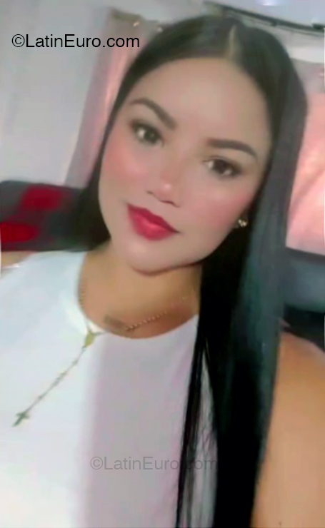 Date this beautiful Chile girl Rosy from Anzoategui CL436