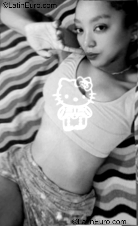 Date this voluptuous Dominican Republic girl Patricia from Santo Domingo DO54970