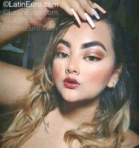 Date this beautiful Venezuela girl Alondra from Caracas VE5295