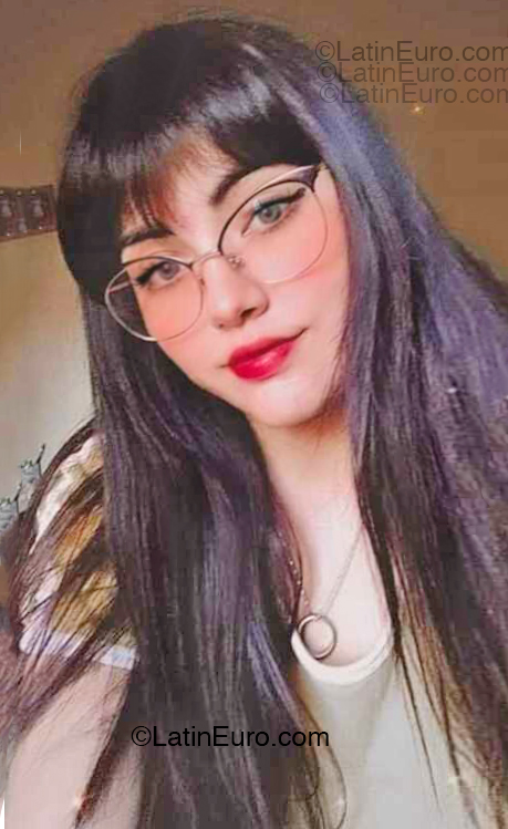 Date this georgeous Argentina girl Mstica from Salta AR997