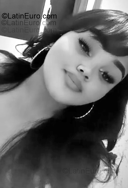 Date this cute Dominican Republic girl Michelle from San Juan De La Maguana DO55290