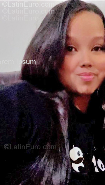 Date this funny Colombia girl Marcela from Cali CO33437