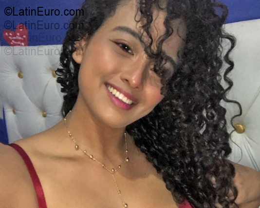 Date this cute Venezuela girl Irene from Caracas VE5359