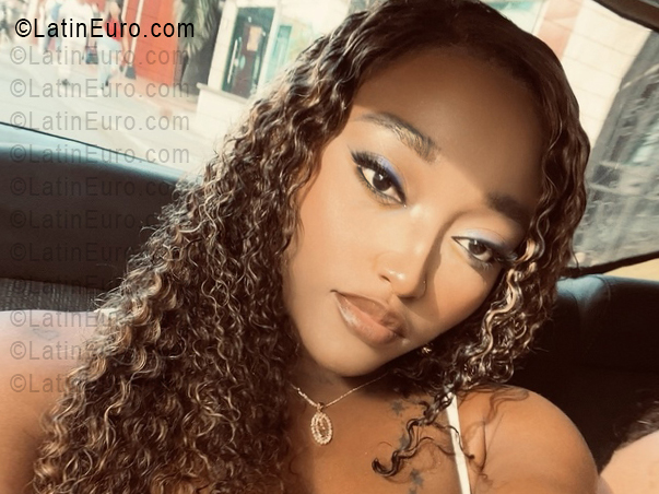 Date this georgeous Colombia girl Jahela from Cali CO33517