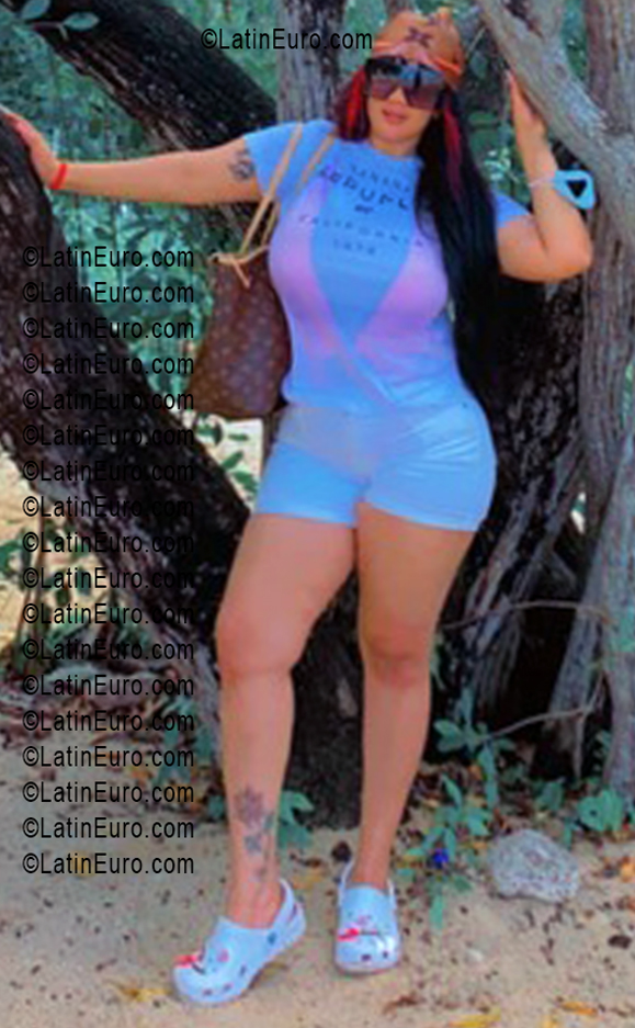 Date this athletic Anguilla girl Miss from Anguilla AI17