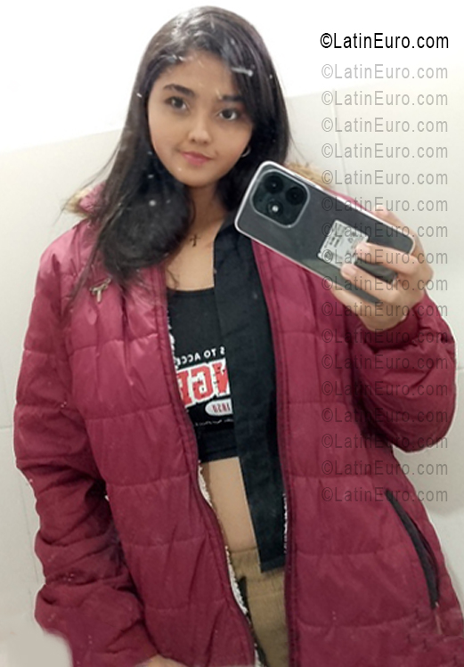 Date this cute Colombia girl Luisana from Barranquilla CO33606