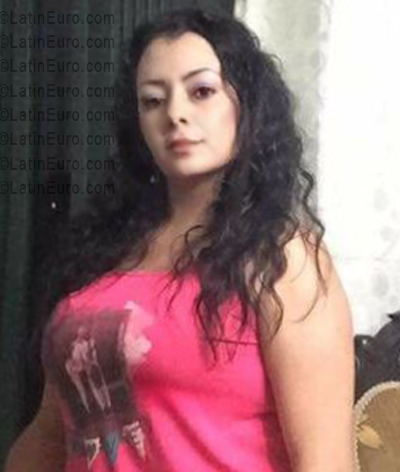 Date this gorgeous Colombia girl Andrea from Cali CO33630