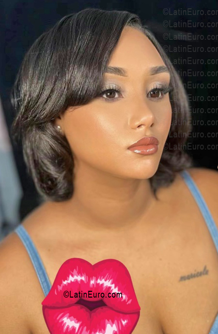 Date this tall Dominican Republic girl Maricela from Santo Domigo DO56095