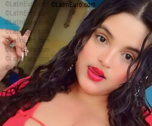 Date this fun Venezuela girl Alejandra from Caracas VE5437