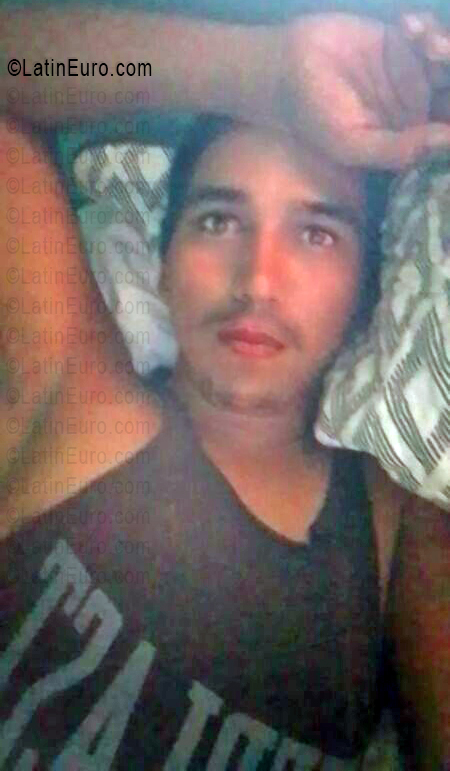 Date this attractive Venezuela man Luis from Venezuela VE5646