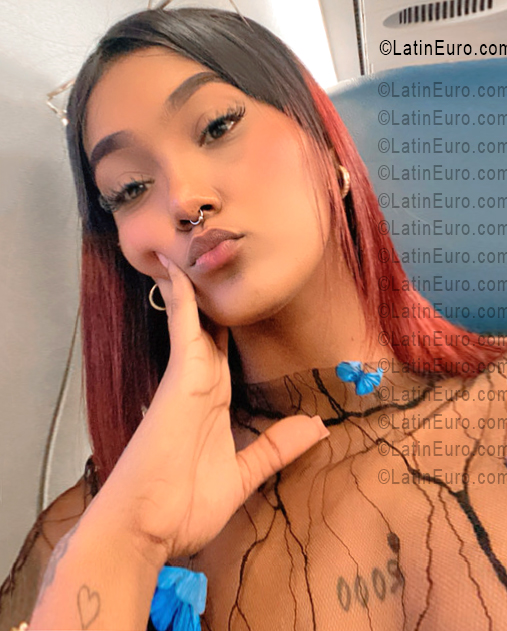 Date this passionate Dominican Republic girl Walkis from Santiago DO56444