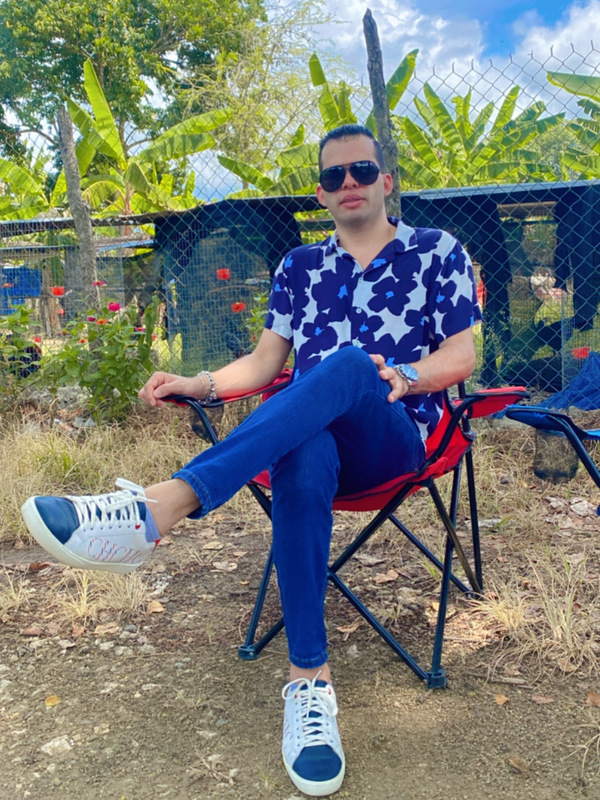 Date this voluptuous Dominican Republic man Willy from Santiago DO56524