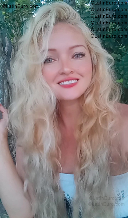 Date this athletic Colombia girl Jeins from Monteria CO33768