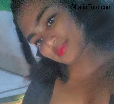 Date this hard body Dominican Republic girl Yuli from Bavaro DO56768
