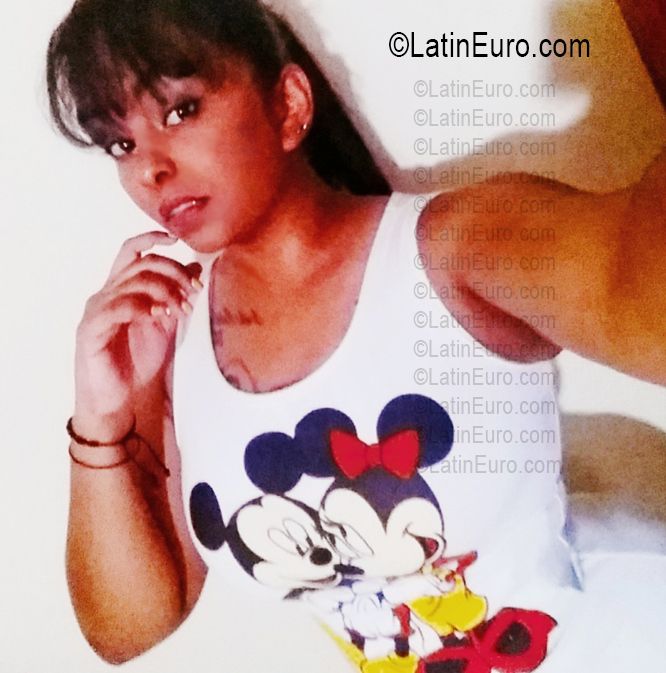 Date this delightful Dominican Republic girl Maria from Santiago DO56867