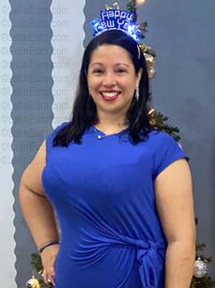 Date this athletic Panama girl YARI from Panama PA1441