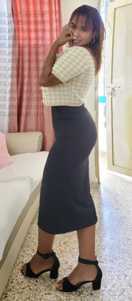 Date this hot Dominican Republic girl Soribel from Santo Domingo DO57054