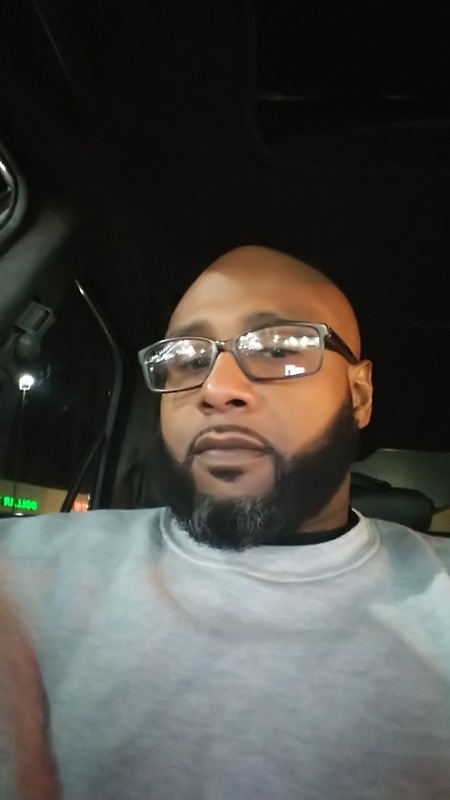 Date this attractive United States man Karl from New Orleans US25764
