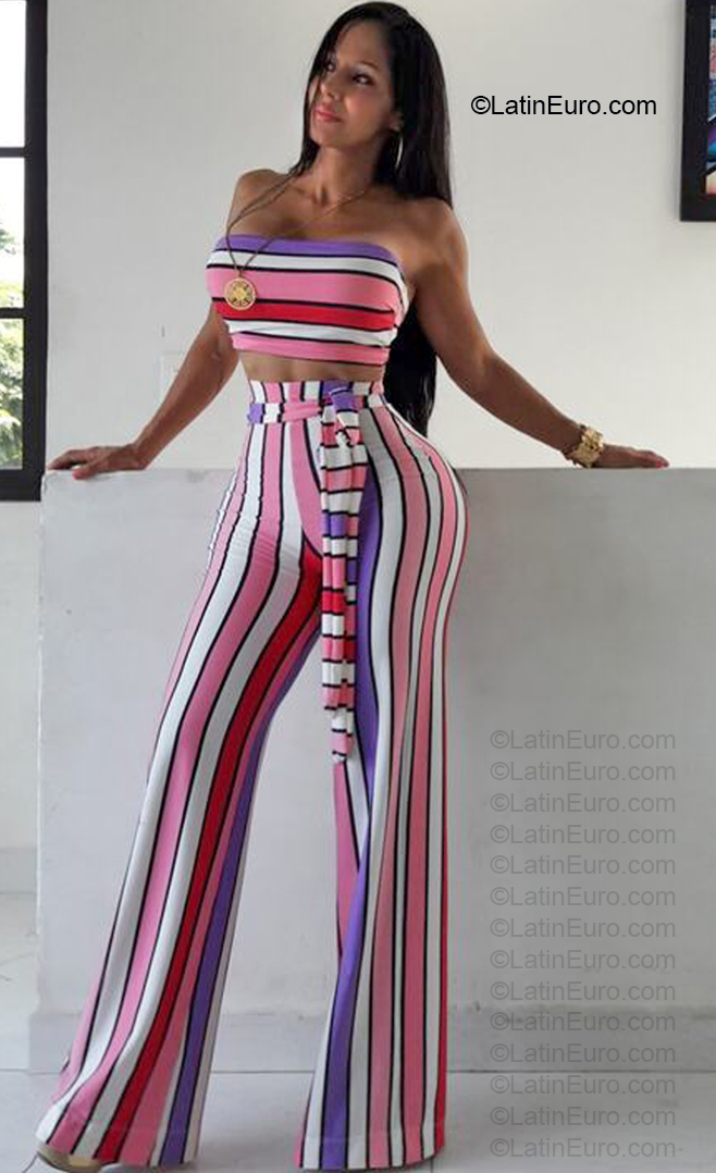 Date this stunning Colombia girl BELLA_DAMA from Bucaramanga CO33894