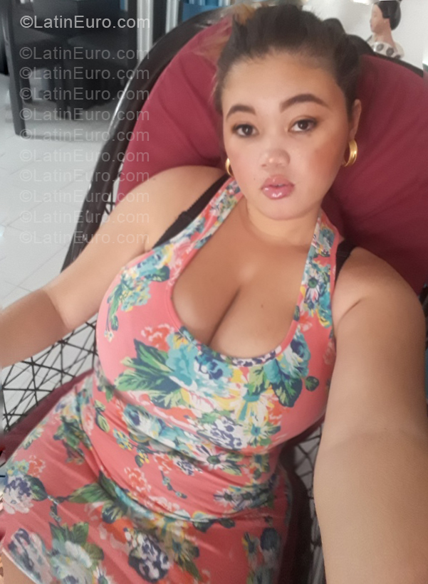 Date this lovely Dominican Republic girl Lorena from Santiago DO57219