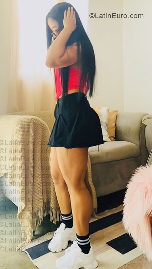Date this stunning Dominican Republic girl Altagracia from Valverde DO57254