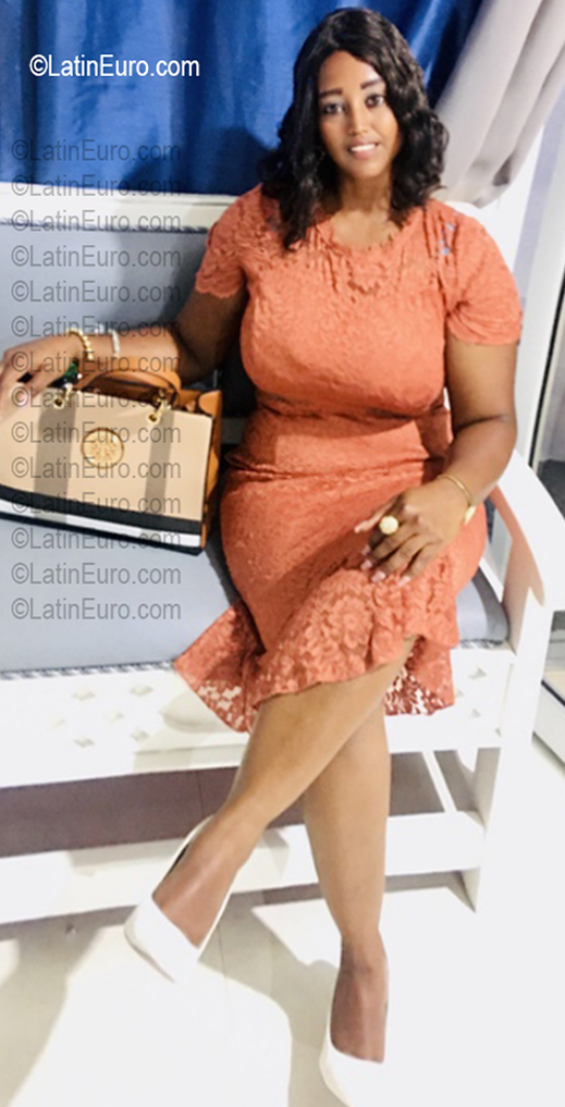 Date this georgeous Dominican Republic girl Jaquelin from Mao Valverde DO57351